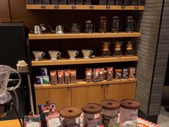 零售区-星巴克臻选(青岛金狮广场店)