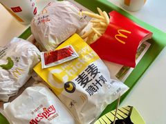 -麦当劳(杭州西湖银泰百货店)