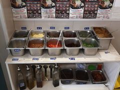 自助调料区-百品聚旋转火锅(万德庄店)