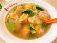 全家福-于记沙布袋馄饨