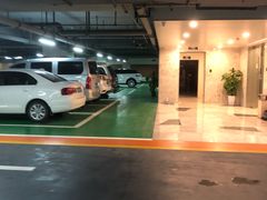 -来福士广场-地下停车场
