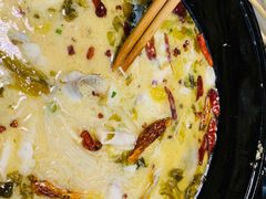 -江渔儿酸菜鱼(万科东荟城店)