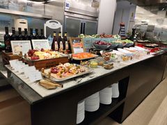 -圣丰索菲特·2 On 988 Café 自助餐厅