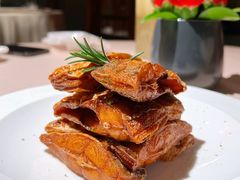 本帮熏鱼-成隆行·蟹王府(淮海店)