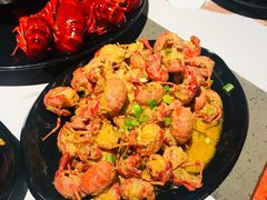 咸蛋黄焗虾球-一棠龙虾(徐家汇城开YOYO店)