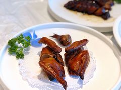 脆皮乳鸽-大海湾酒楼(人南店)