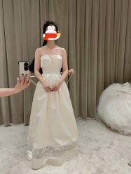 点击看大图 -Renee芮亦婚纱