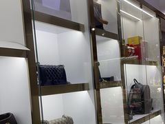 -江奢典汇·名包名表·黄金回收