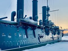 -阿芙乐尔号巡洋舰