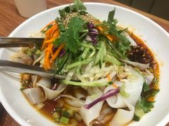 晋家门酿皮-晋家门(弘阳广场店)