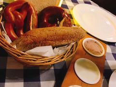 德式扭结面包-巴伐利亚啤酒坊(意式风情街店)