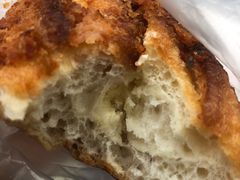 藤椒爆浆法棍-红跑车蛋糕世界(清江路店)