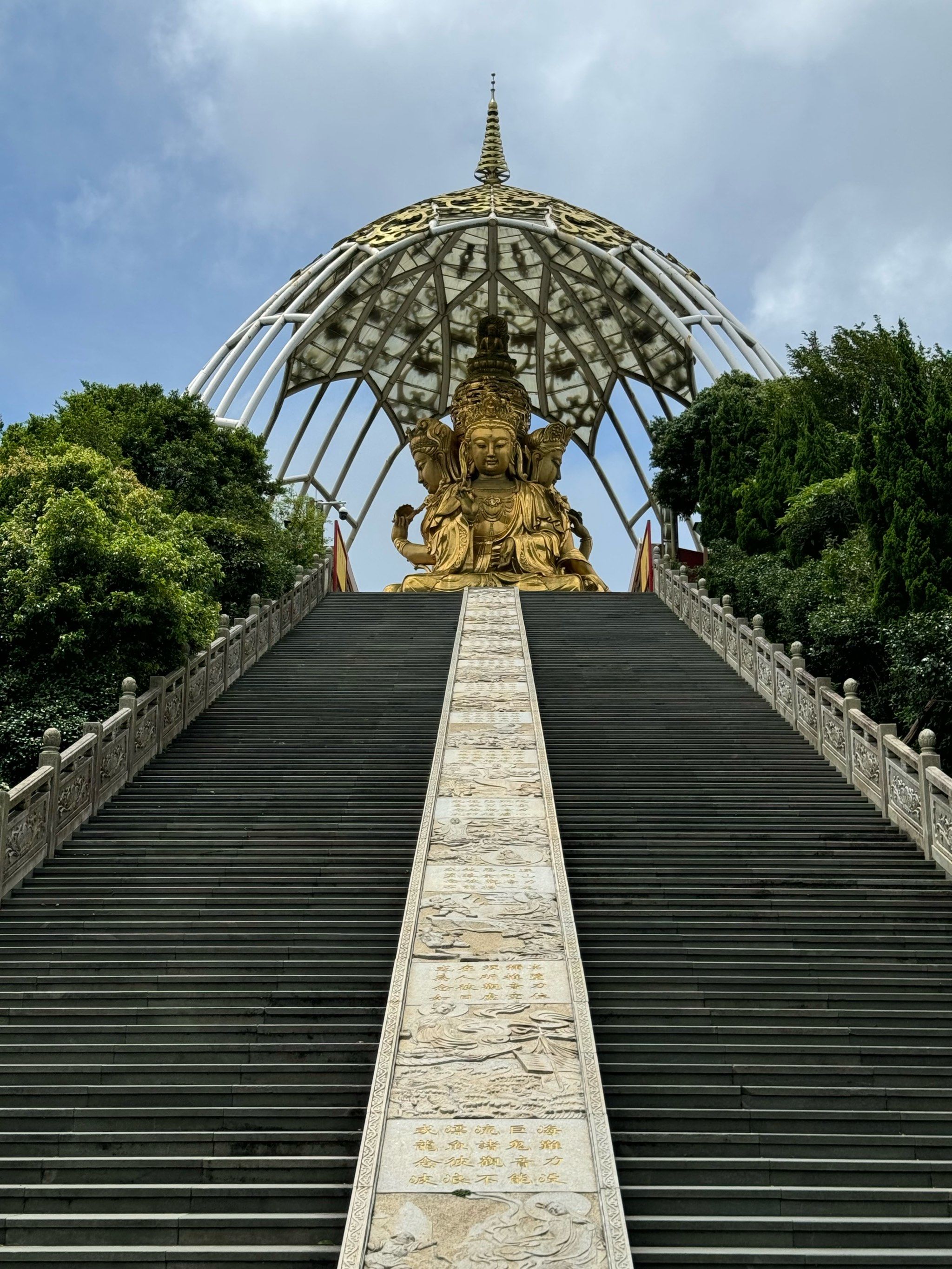 深圳云端的寺庙 大华兴寺 四面观音打卡攻略