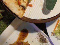 -山色柴火烤披萨·原切牛扒
