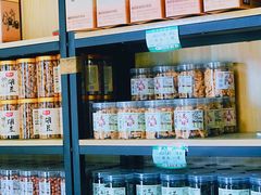 零售区-段氏奇香花生米(长嘉汇店)