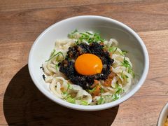 -SHAN山(前滩太古里店)