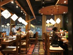 大堂-云海肴·汽锅鸡·云南菜(天山百盛优客店)