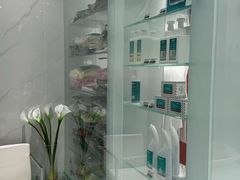 -福奈特洗衣洗鞋(宝山一二八纪念路店)