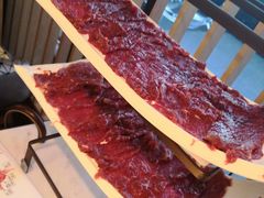 鲜牛肉-左庭右院鲜牛肉火锅(浦江欢乐颂店)