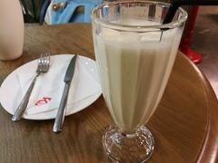 香草奶昔-HIGH FIVE哈福手工汉堡(桂林路店)