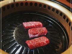 -炼火烤肉店