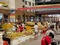 -三亚新鸿港水果一级批发市场