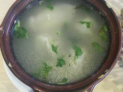 馄饨-闫家驴肉老店(华电一校店)