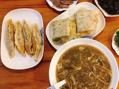 网红牛肉锅贴-张小文胡辣汤(龙柏新村店)