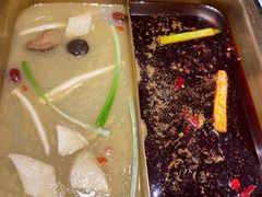 鸳鸯锅底-王家渡火锅店(棕榈泉店)
