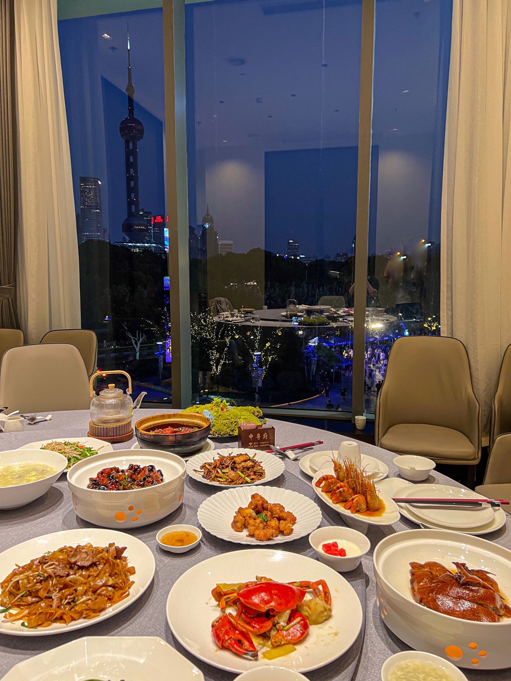 北外滩宴请景观餐厅人均100 !你敢信?