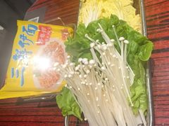 -沙胆彪炭炉牛杂煲(上海日月光广场店)