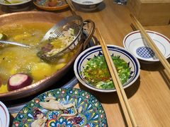 -洱火云南酸菜牛肉火锅(石景山当代商城店)