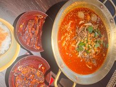 -张翻越·川渝冒菜·武汉黑鸭煲(城北万象城店)