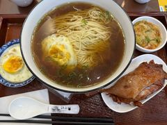 -百年老字号·观振兴蟹黄面·三虾面·苏式面(观前街富仁坊巷店)