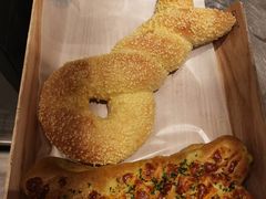 -奈雪的茶(亨特国际广场店)