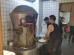 -三兄弟高炉烧饼