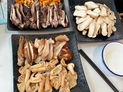 -蘑统田下·野生菌火锅