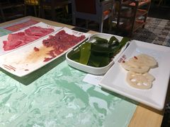 -浪里寻·臻牛养生牛肉火锅(方圆荟店)