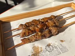 -鸣记脆皮烤鱼·海鲜烤鱼(三八广场店)