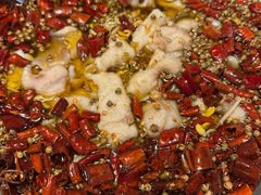 渝信水煮鱼-渝信川菜 · 川味家常菜(财富购物中心店)