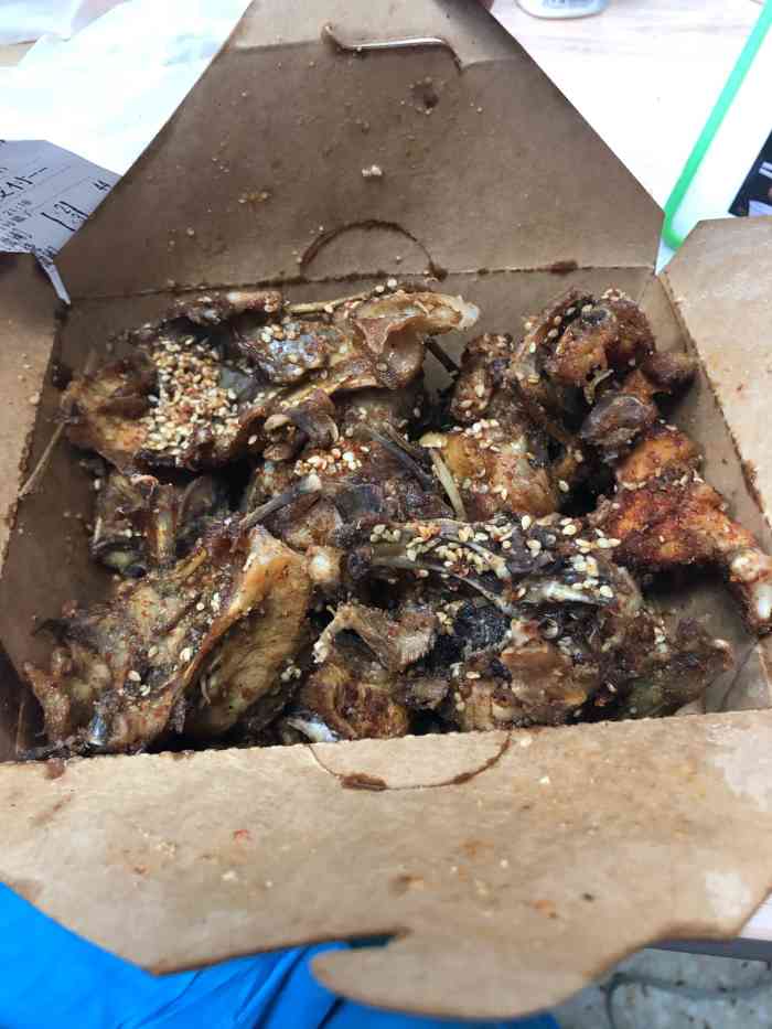 适合中午点外卖的鸡架味道很赞