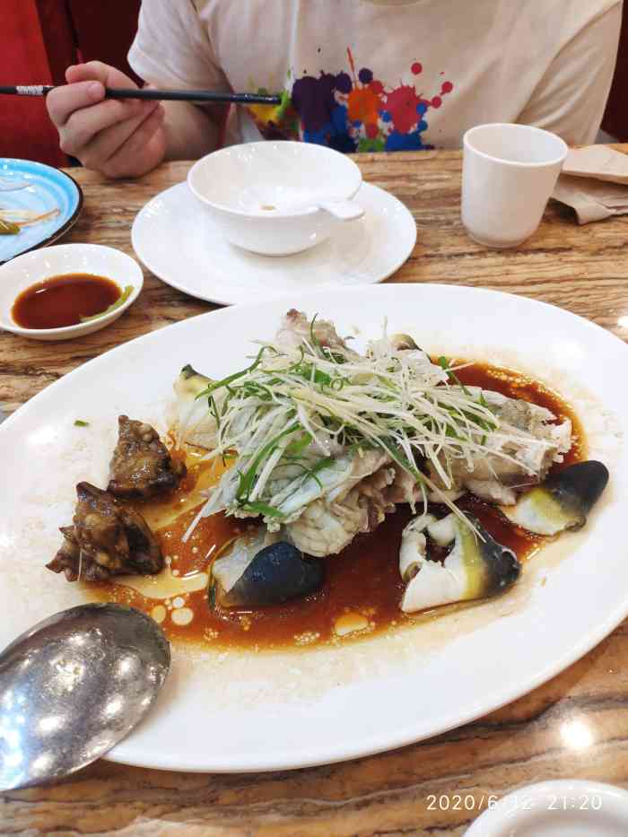 八月花河豚馆-"古人云:舍命吃河豚,现在不用舍命也能吃了.