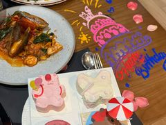 -Mark&Mars Restaurant