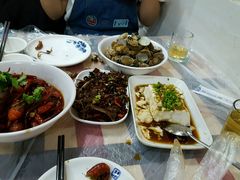 -吴记口味馆
