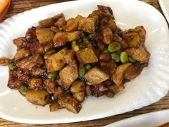 宫爆鸡丁-江南大学-第一食堂(江南苑)