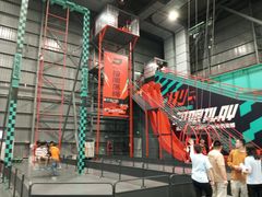 -极限PLAY运动娱乐新世界·团建派对表演休闲馆·室内高空游乐园