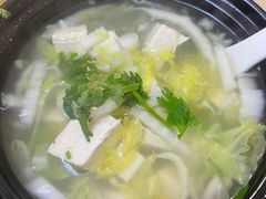 -闫家驴肉老店(华电一校店)