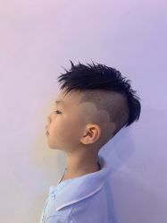 -苏豪路易士·嘉玛发廊