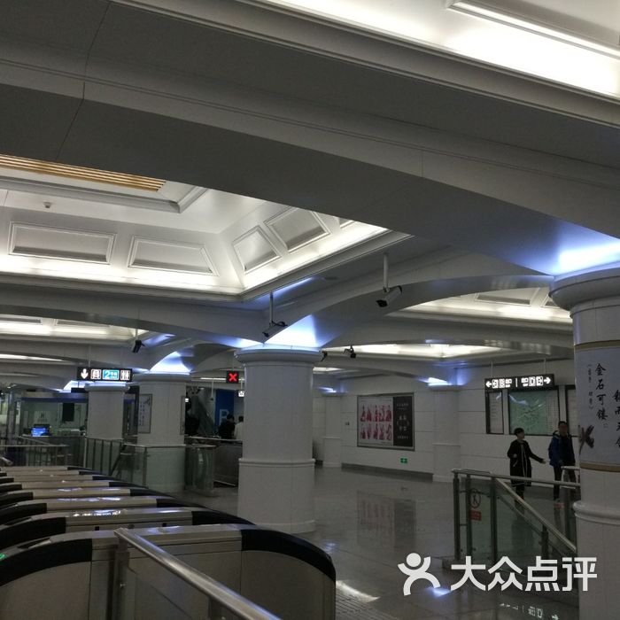 中山广场地铁站