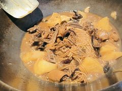 -老何二婶家铁锅炖·东北菜(白石洲店)